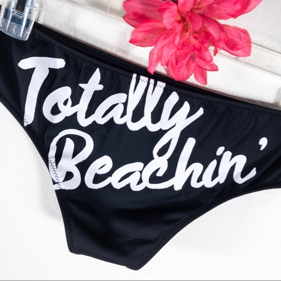 Victoria’s Secret totally beachin cheeky hipsters - Picture 2 of 6